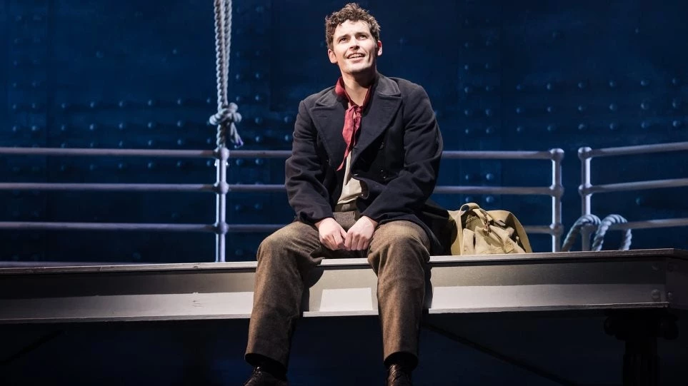 Χαμός σε θέατρο του Λονδίνου: Θεατές αντί να βλέπουν τον Τιτανικό, έβλεπαν Μουντιάλ στο κινητό